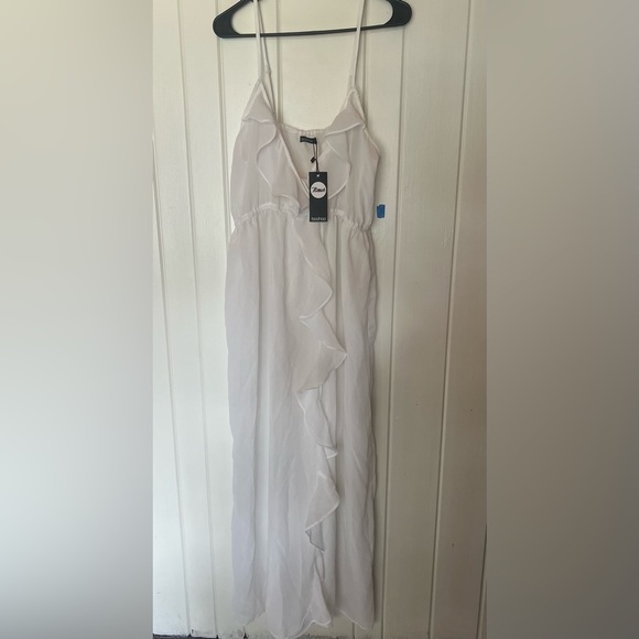 Boohoo Beach, White Ruffle Maxi Dress, Sheer Cover-up, NWT, Size L - Picture 2 of 7